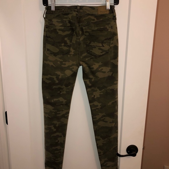 American Eagle Camo Skinny Jeans - Picture 2 of 2